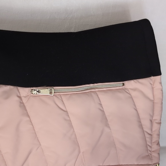 Calvin Klein Rose Pink Puffer Vest Contrast Sides Full Zip Size Medium - Picture 4 of 8